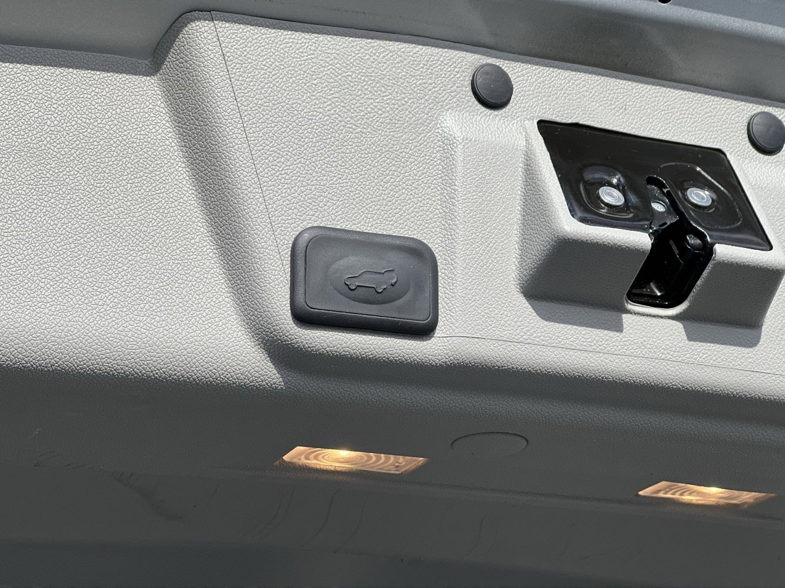 Used 2017 Buick Enclave Leather image 29