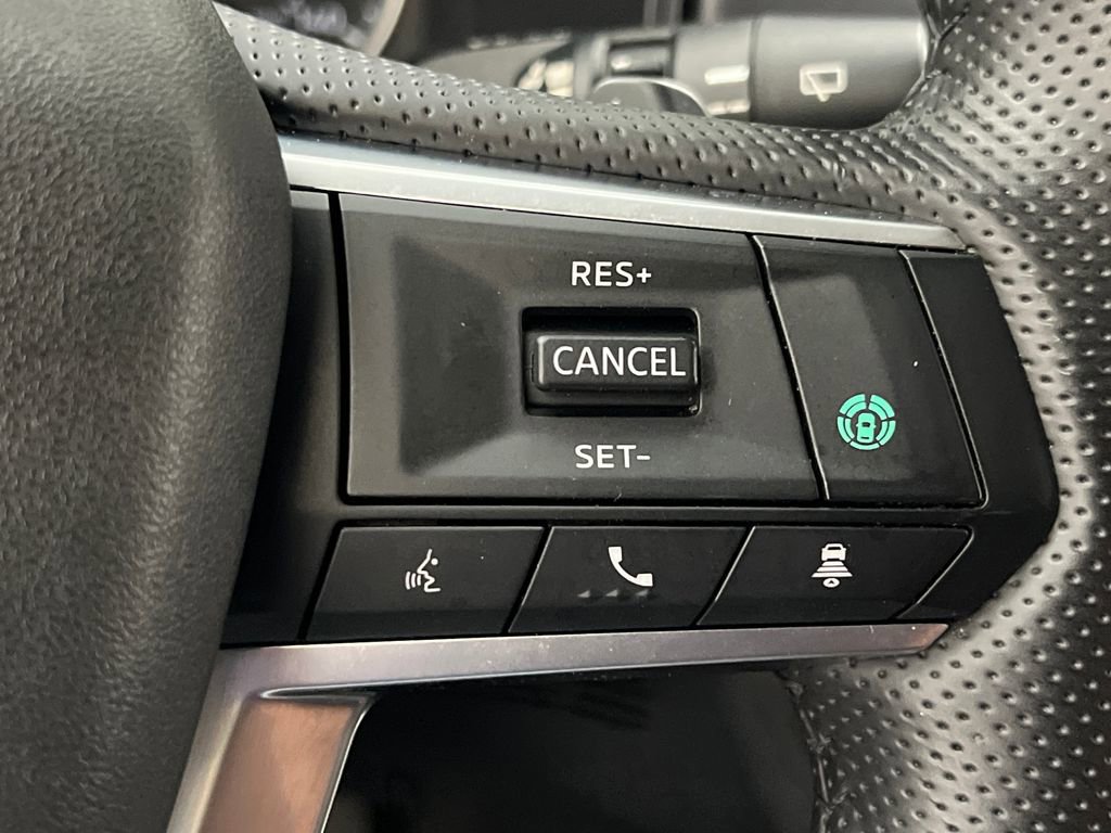 Used 2025 Mitsubishi Outlander SE AWD/4WD image 47