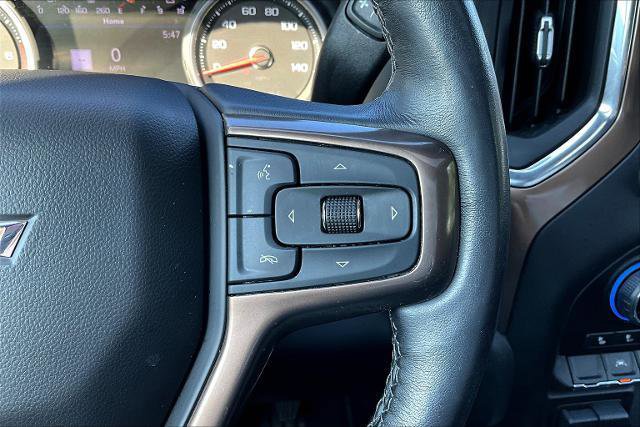 Used 2022 Chevrolet Silverado 1500 High Country w/ Technology Package image 13