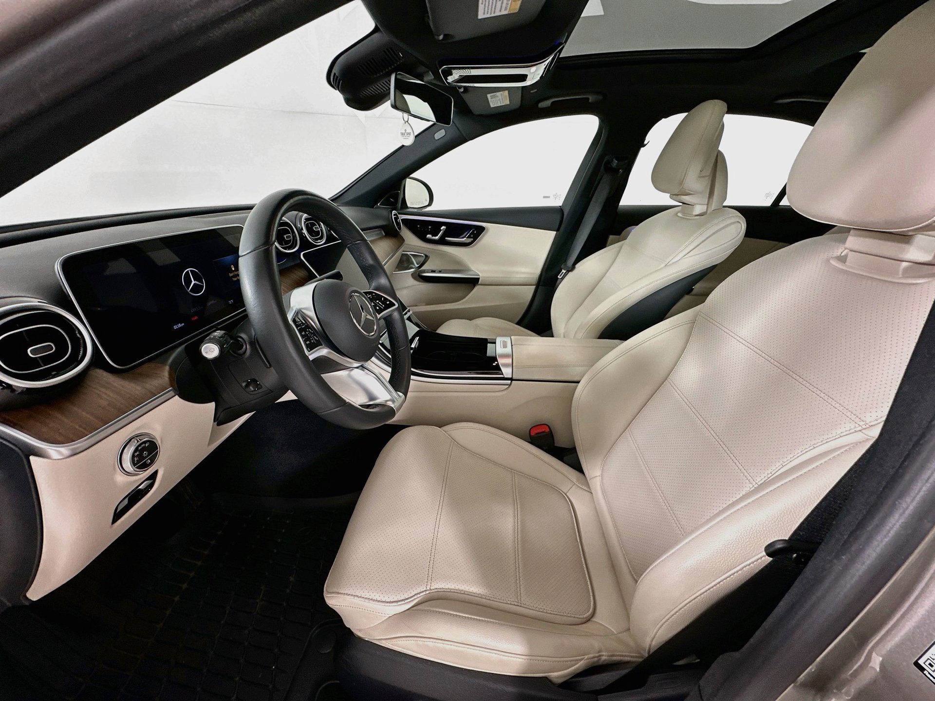 Certified 2024 Mercedes-Benz C 300 Sedan image 23