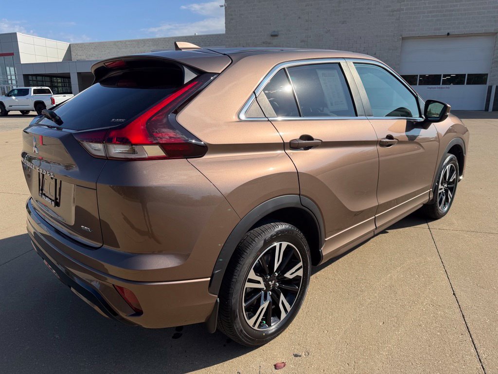 Used 2024 Mitsubishi Eclipse Cross SEL AWD/4WD image 5