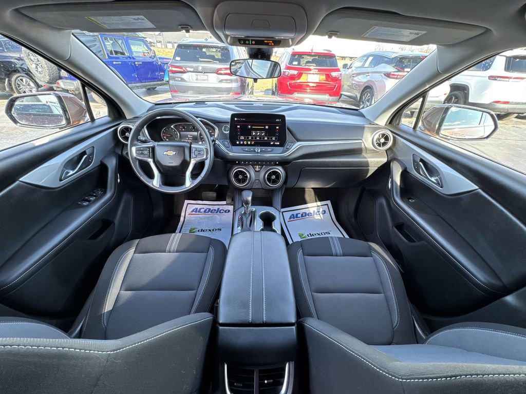 Used 2023 Chevrolet Blazer LT image 21