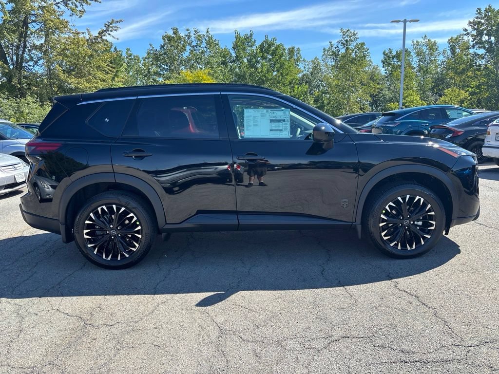 New 2026 Nissan Rogue Dark Armor AWD/4WD image 4
