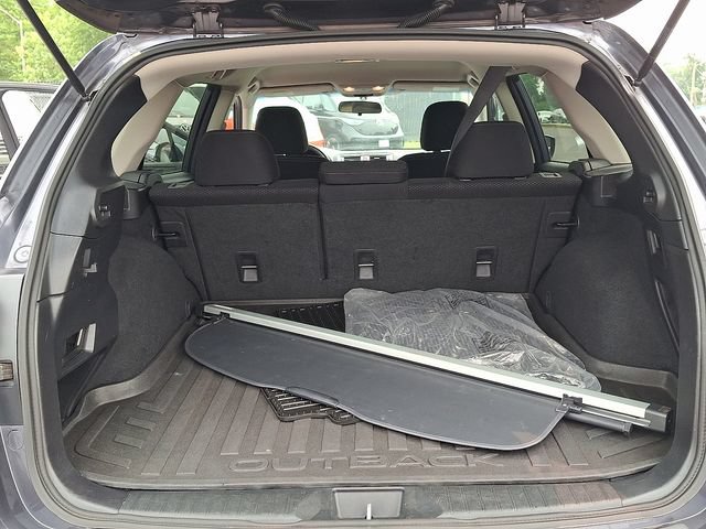 Used 2016 Subaru Outback 2.5i Premium AWD/4WD image 28