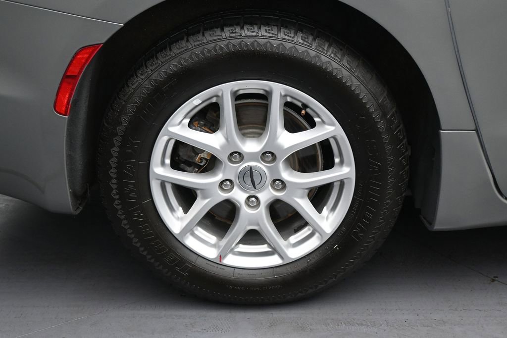Used 2022 Chrysler Pacifica Touring-L FWD image 35