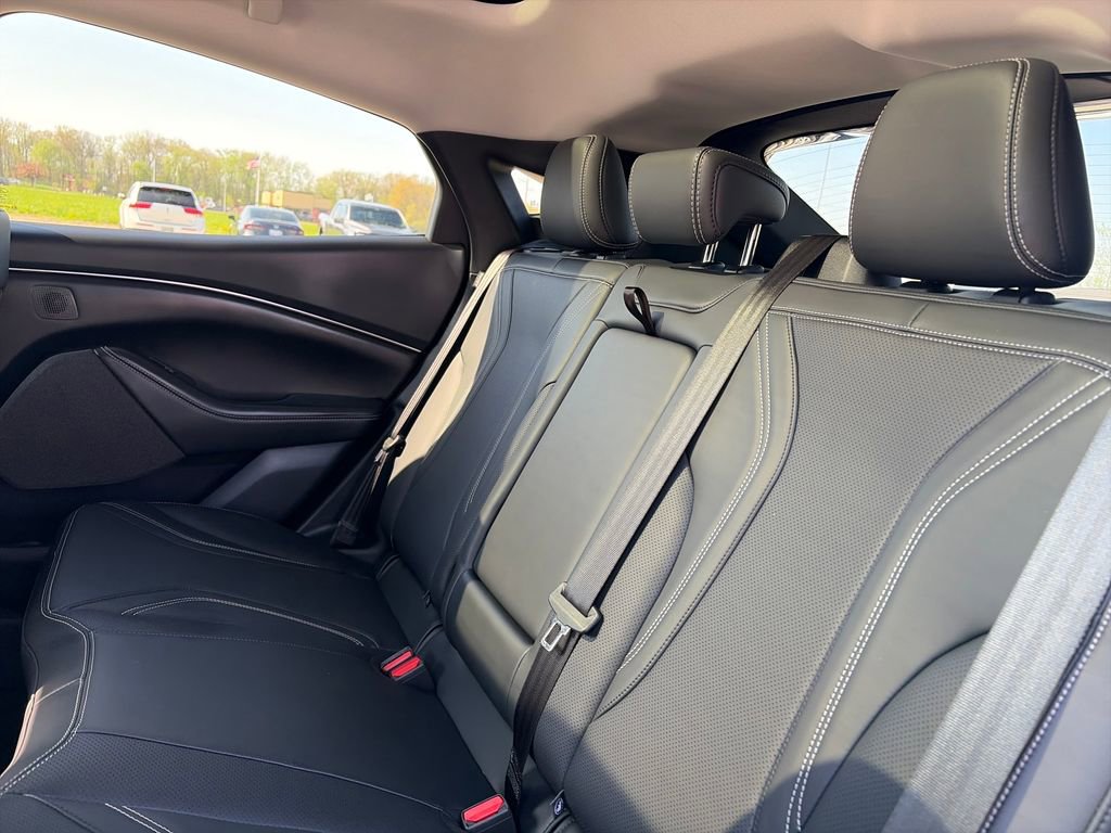 Used 2023 Ford Mustang Mach-E Premium AWD/4WD image 30