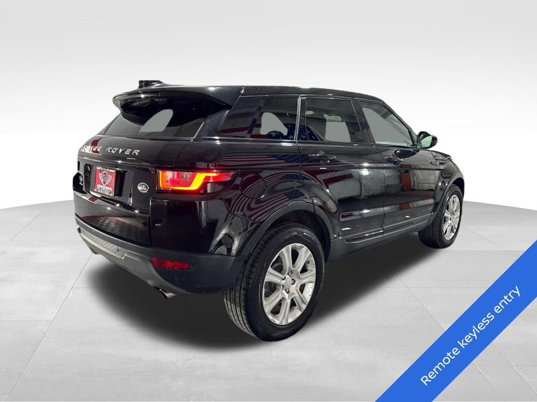 Used 2018 Land Rover Range Rover Evoque SE image 5