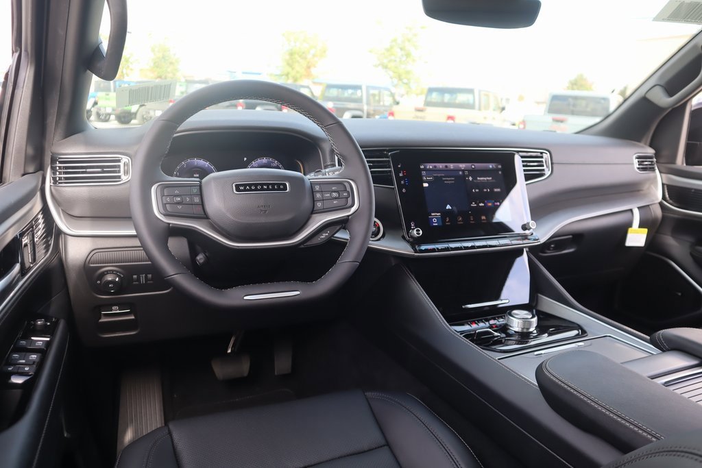 New 2025 Jeep Wagoneer L Series II image 2