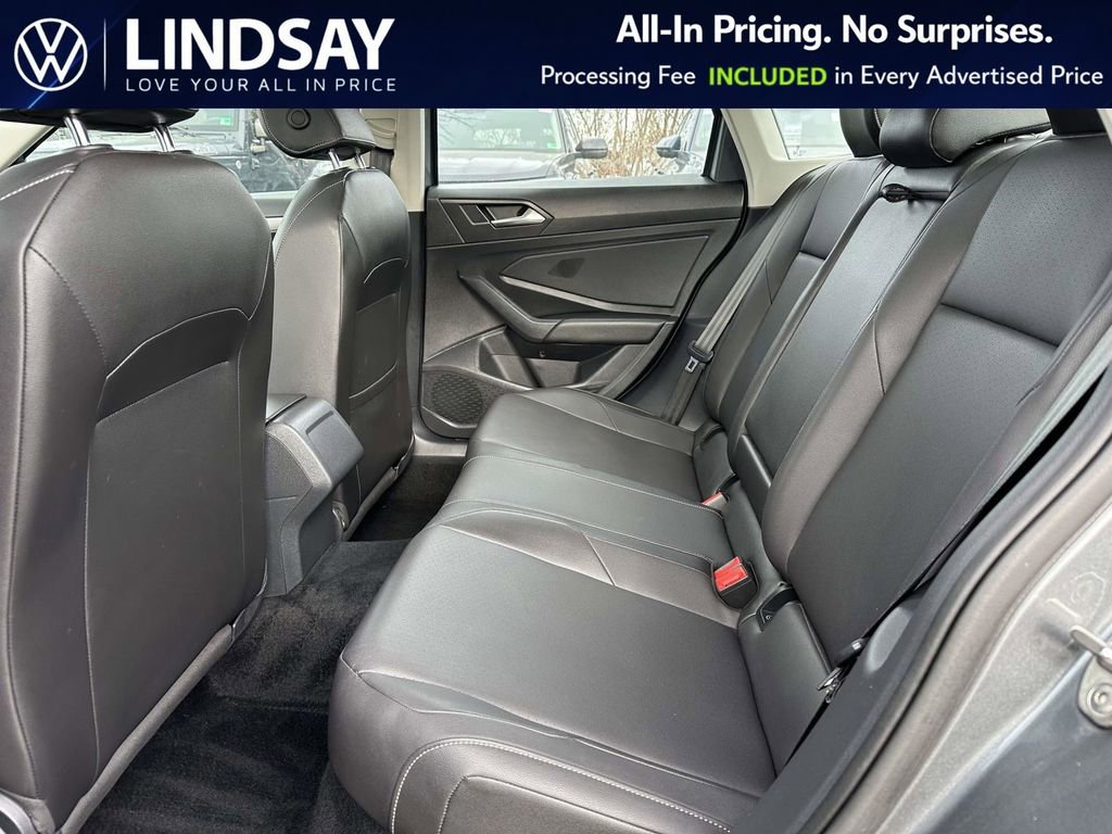 Used 2020 Volkswagen Jetta SE image 14