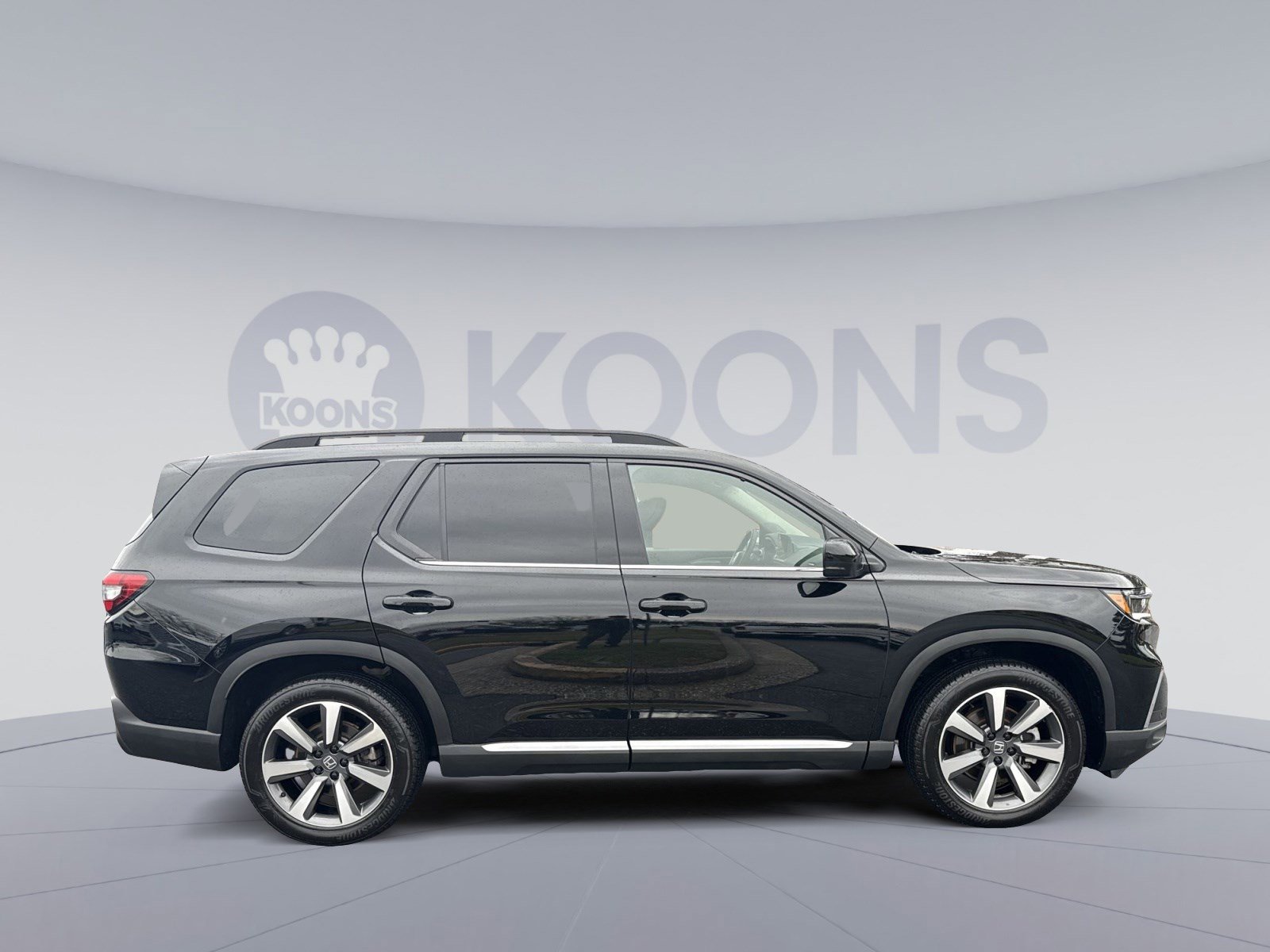 Used 2023 Honda Pilot Elite image 8