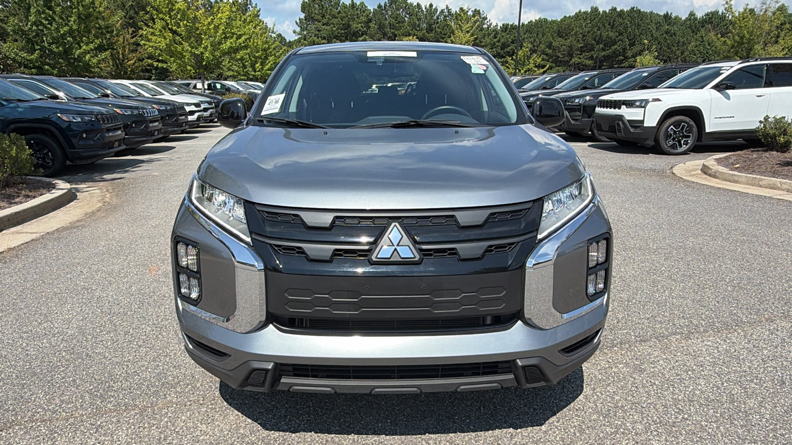 Used 2025 Mitsubishi Outlander Sport AWD image 3