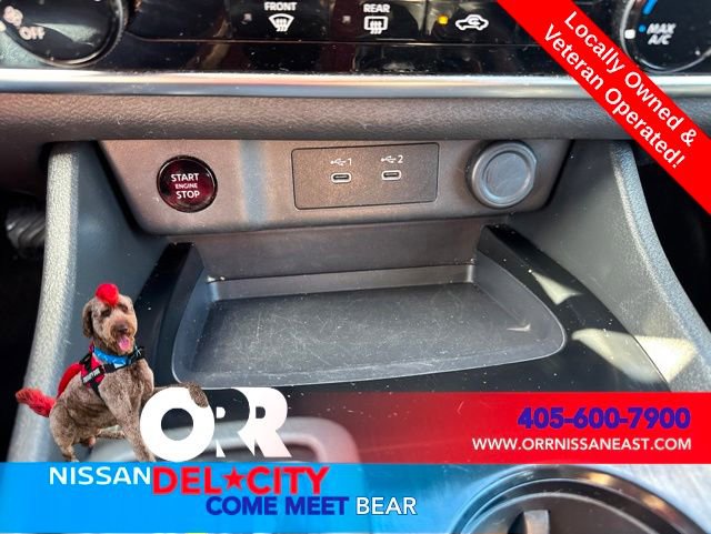 Used 2024 Nissan Rogue S FWD image 25