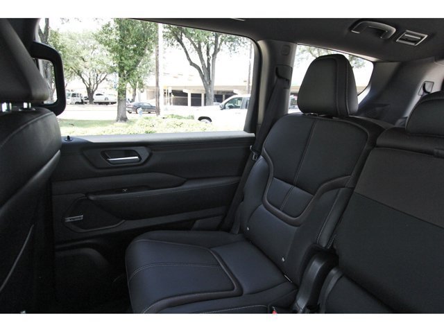 New 2026 Nissan Armada SL AWD/4WD image 9