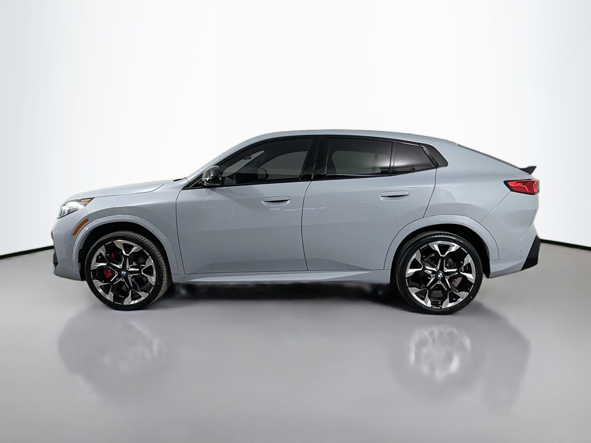 New 2026 BMW X2 xDrive28i w/ Technology Package image 8