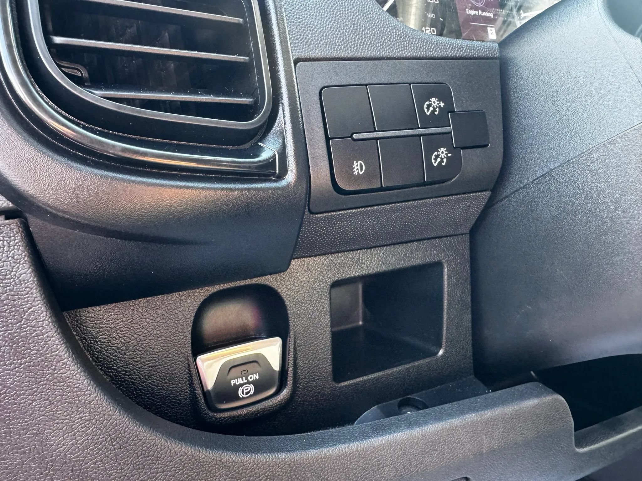 Used 2025 RAM ProMaster 2500 w/ Convenience Group FWD image 14