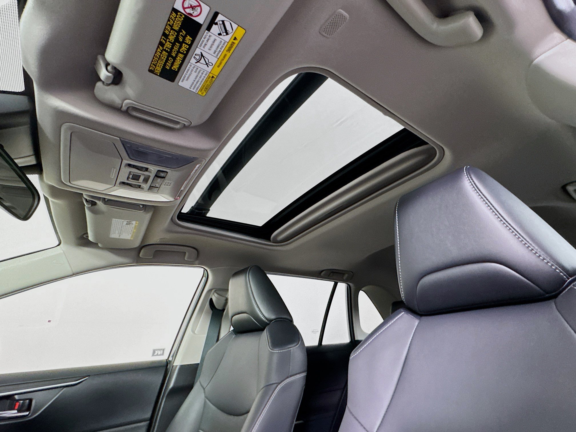 Certified 2023 Toyota RAV4 XLE Premium AWD/4WD image 21