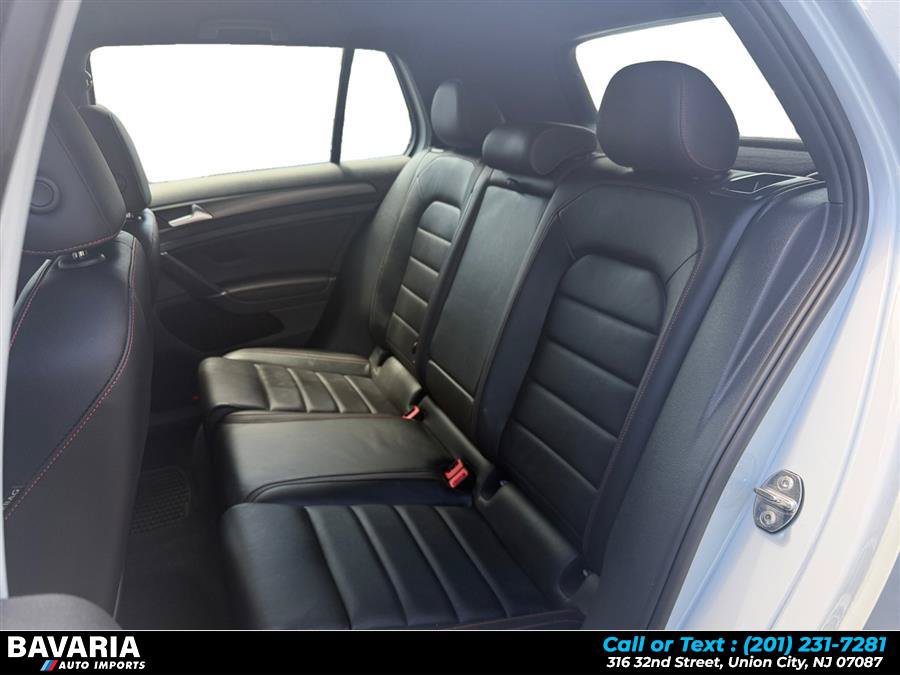 Used 2019 Volkswagen GTI SE w/ SE Experience Package FWD image 14