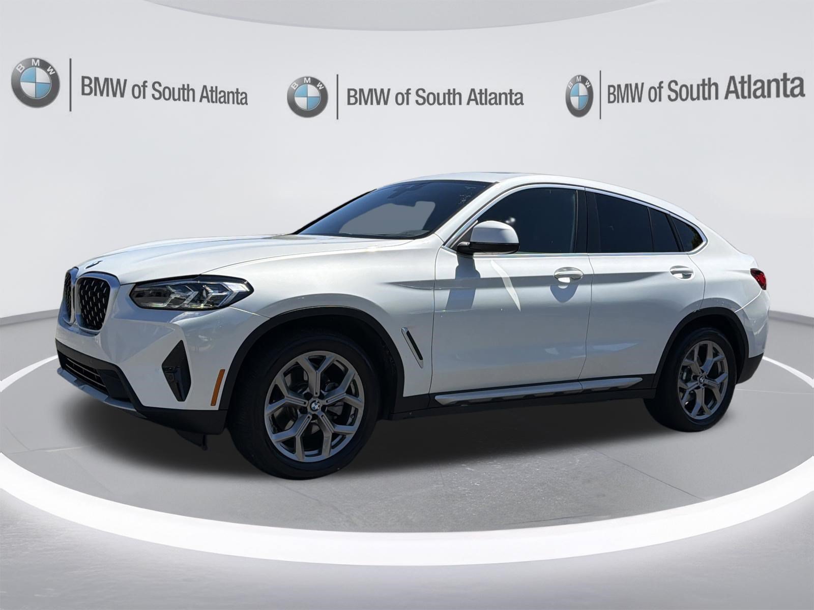 Used 2025 BMW X4 xDrive30i AWD/4WD image 23