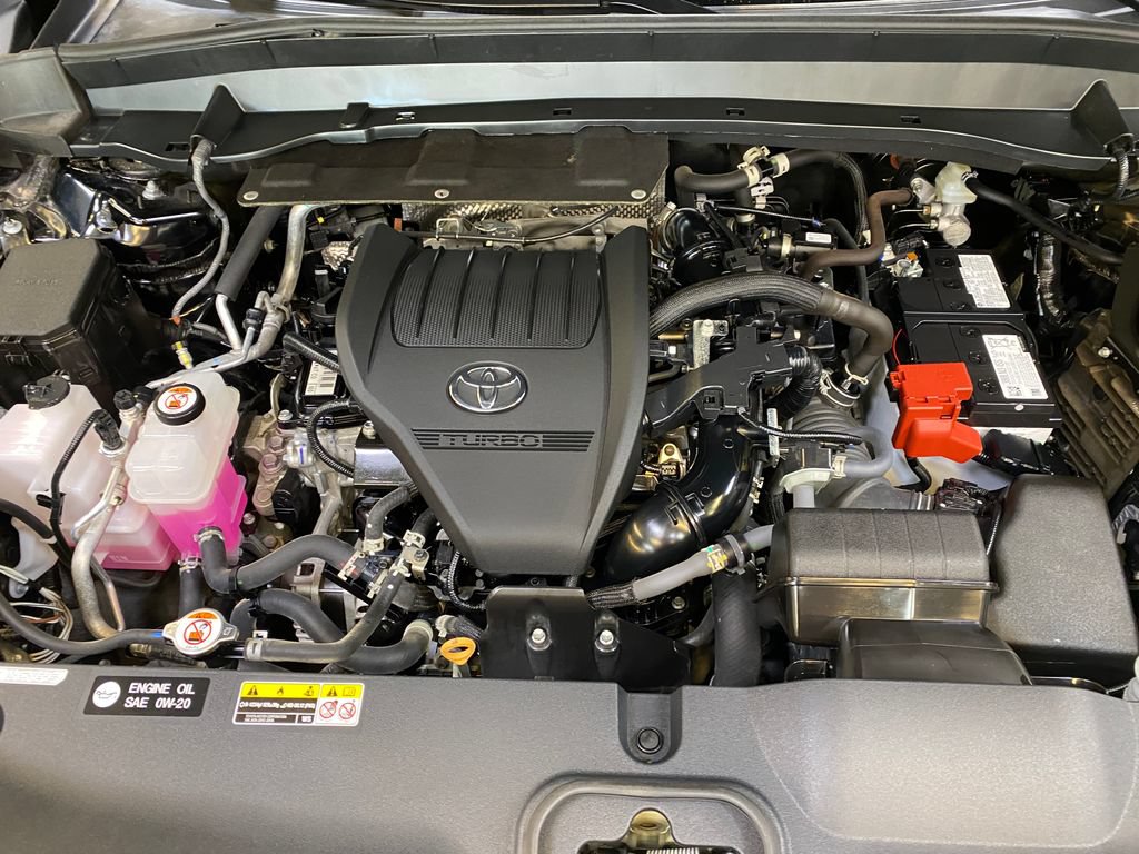 Used 2025 Toyota Grand Highlander FWD image 10