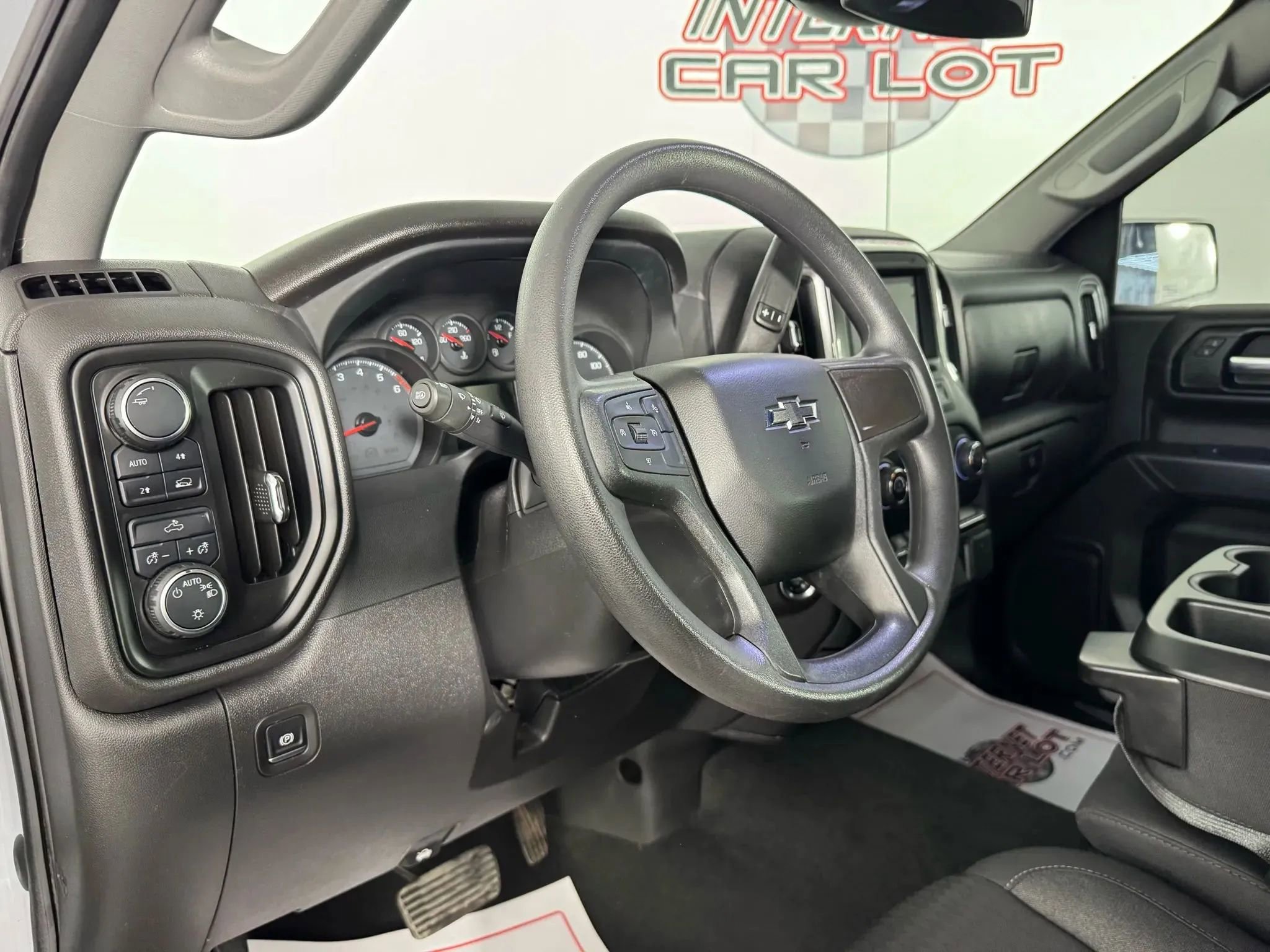 Used 2024 Chevrolet Silverado 1500 Custom w/ LPO, Dark Essentials Package image 10