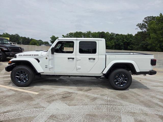 New 2026 Jeep Gladiator Sport AWD/4WD image 4