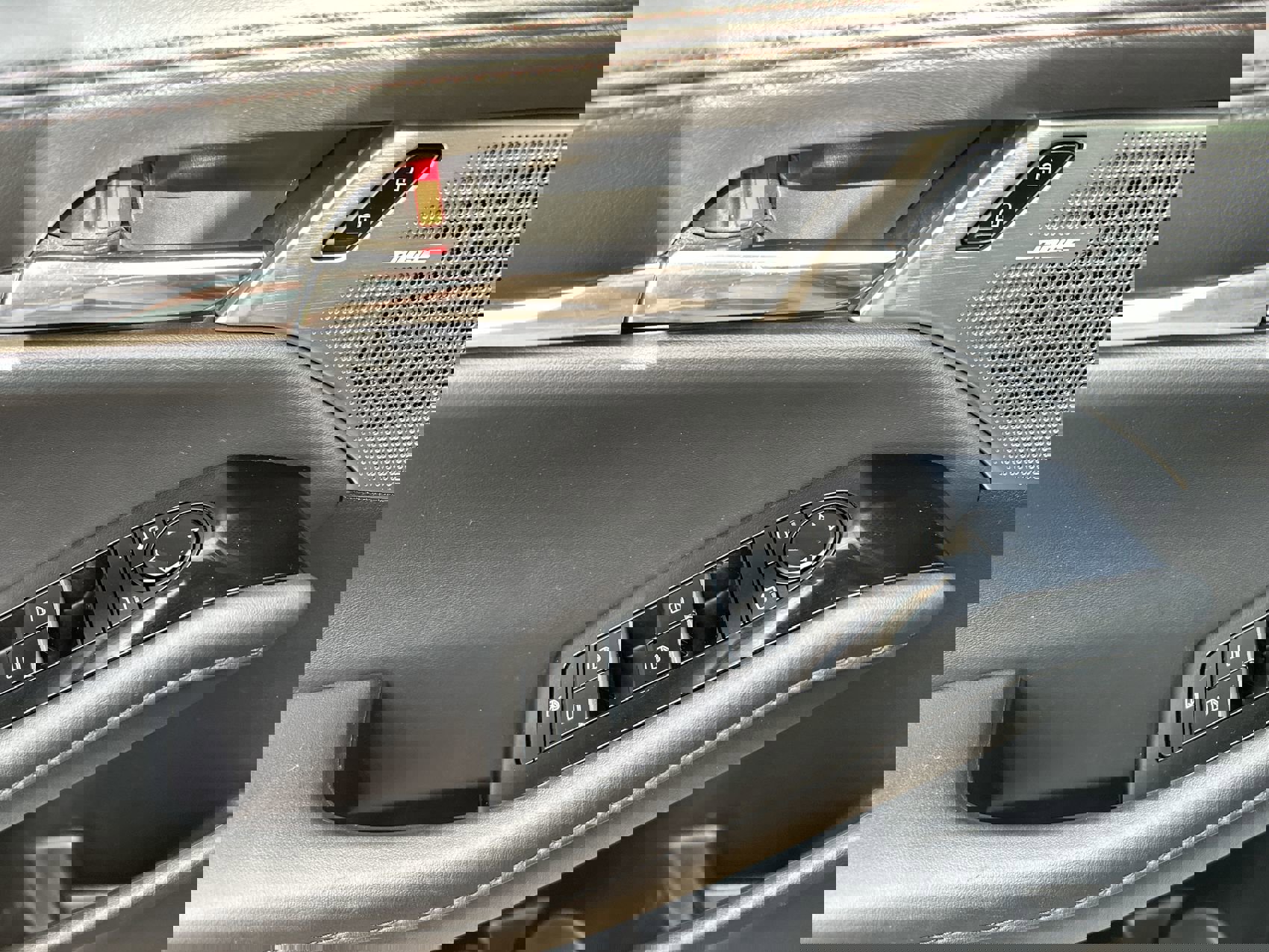 Used 2021 MAZDA MAZDA3 2.5 Turbo Sedan w/Premium Plus image 13