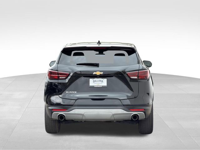 Used 2025 Chevrolet Blazer LT image 6