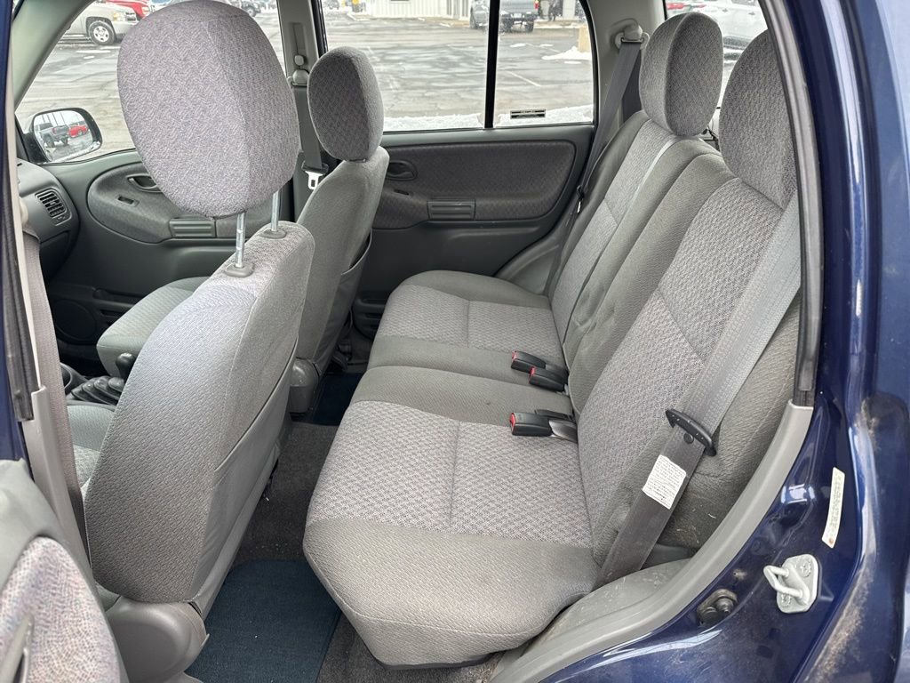 Used 2000 Chevrolet Tracker 4WD w/ Preferred Equipment Group 2 image 11