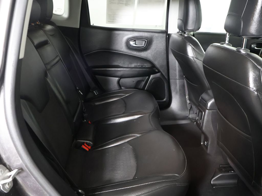 Used 2020 Jeep Compass Latitude AWD/4WD image 26