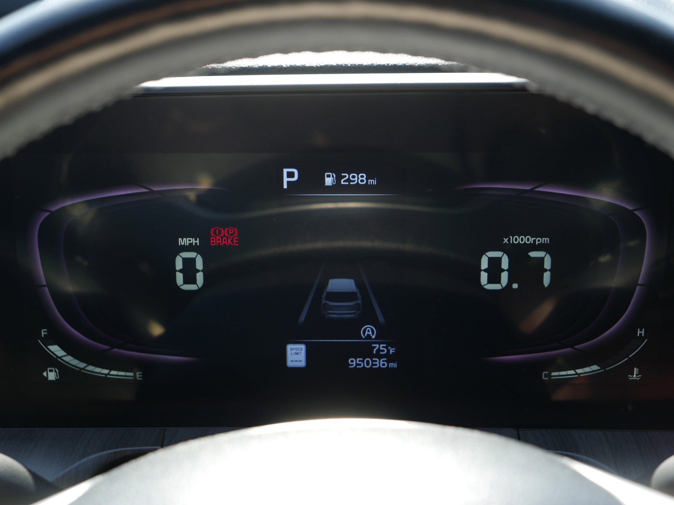 Used 2023 Kia Telluride EX w/ EX Captain's Chair Package image 21