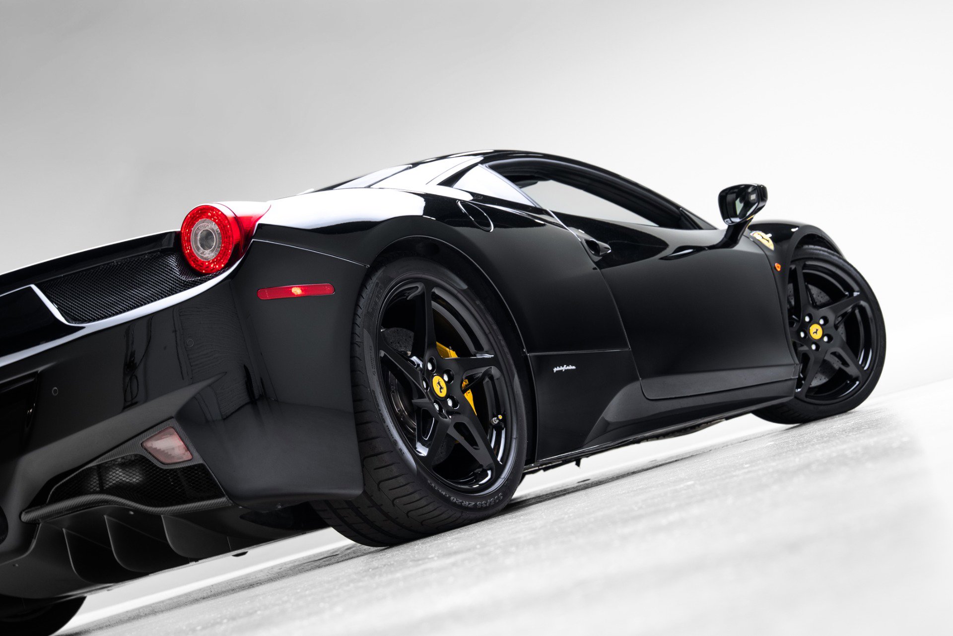 Used 2010 Ferrari 458 Italia Coupe image 45