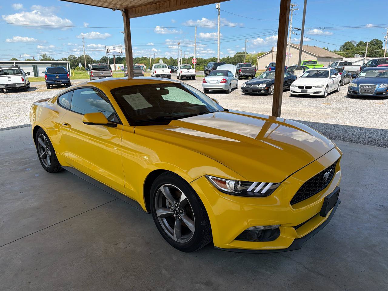 Used 2015 Ford Mustang Premium RWD image 8