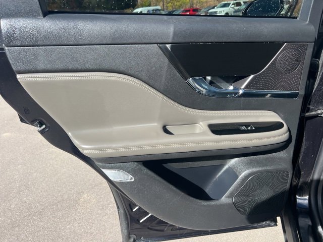 Used 2023 Lincoln Corsair AWD w/ Equipment Group 101A image 16