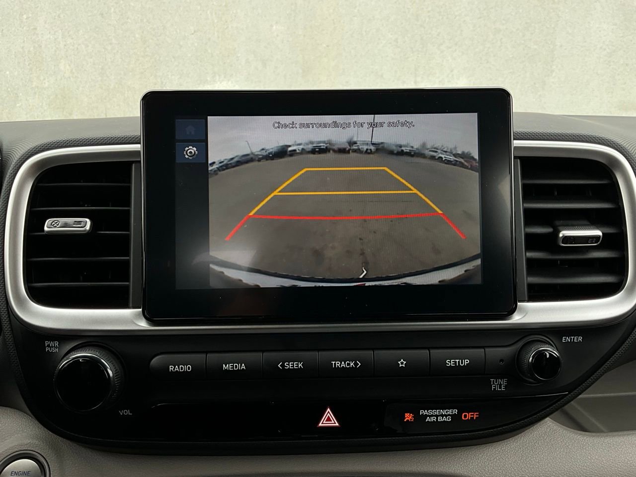 Used 2025 Hyundai Venue SEL image 31