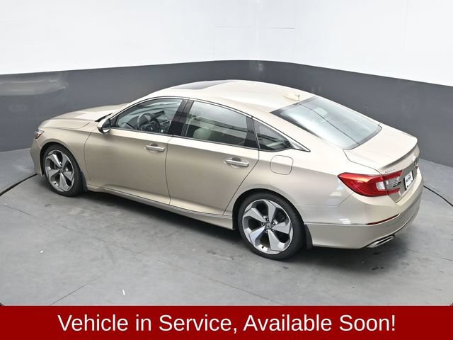 Used 2018 Honda Accord Touring image 25