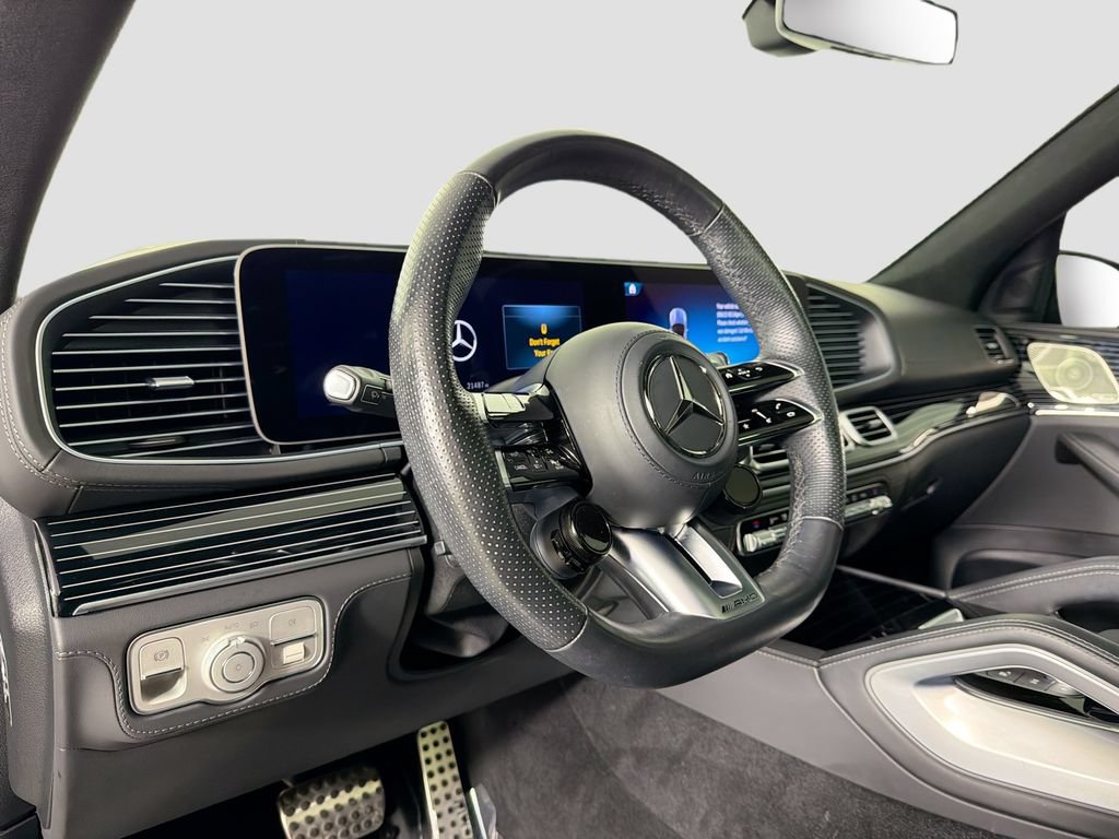 Used 2024 Mercedes-Benz GLS 63 AMG 4MATIC image 9
