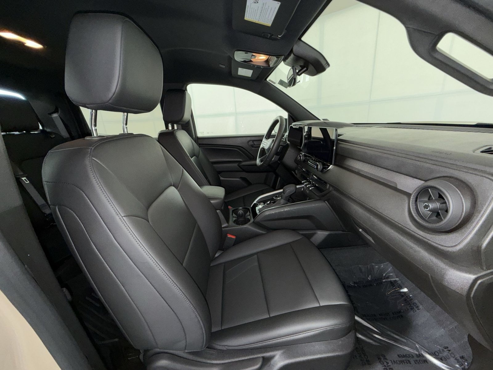 Used 2023 Chevrolet Colorado Trail Boss w/ LPO, Dark Essentials Package AWD/4WD image 27