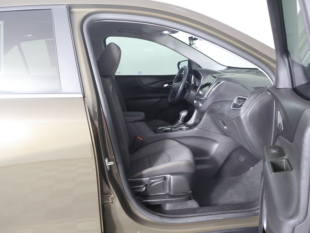 Used 2024 Chevrolet Equinox LT FWD image 30