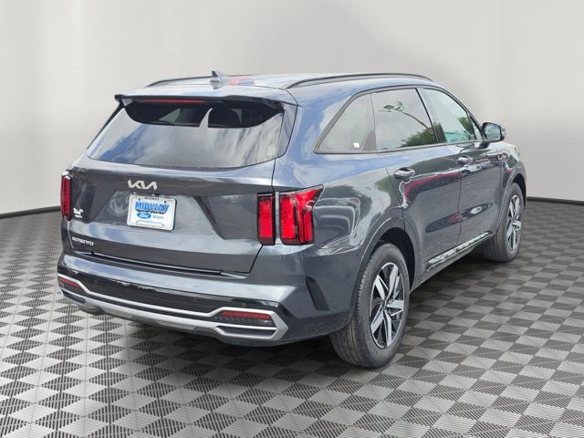 Used 2023 Kia Sorento S image 6