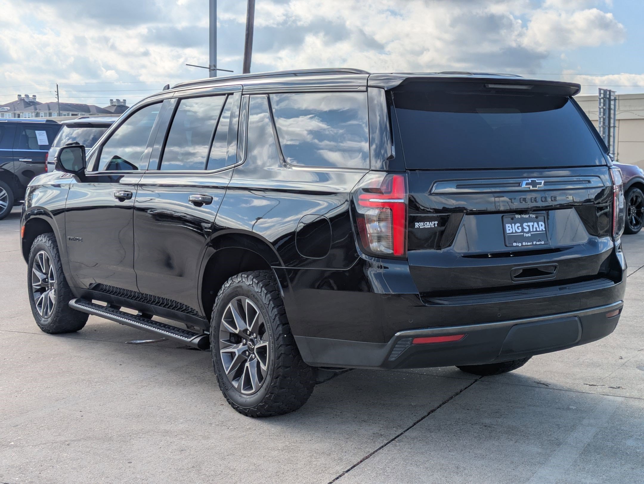 Used 2022 Chevrolet Tahoe Z71 w/ Luxury Package image 6