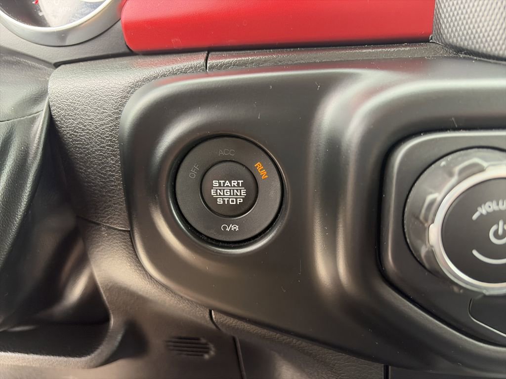 Used 2022 Jeep Wrangler Unlimited Rubicon AWD/4WD image 28