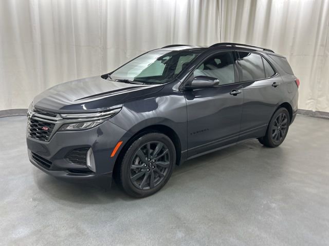 Used 2023 Chevrolet Equinox RS image 2