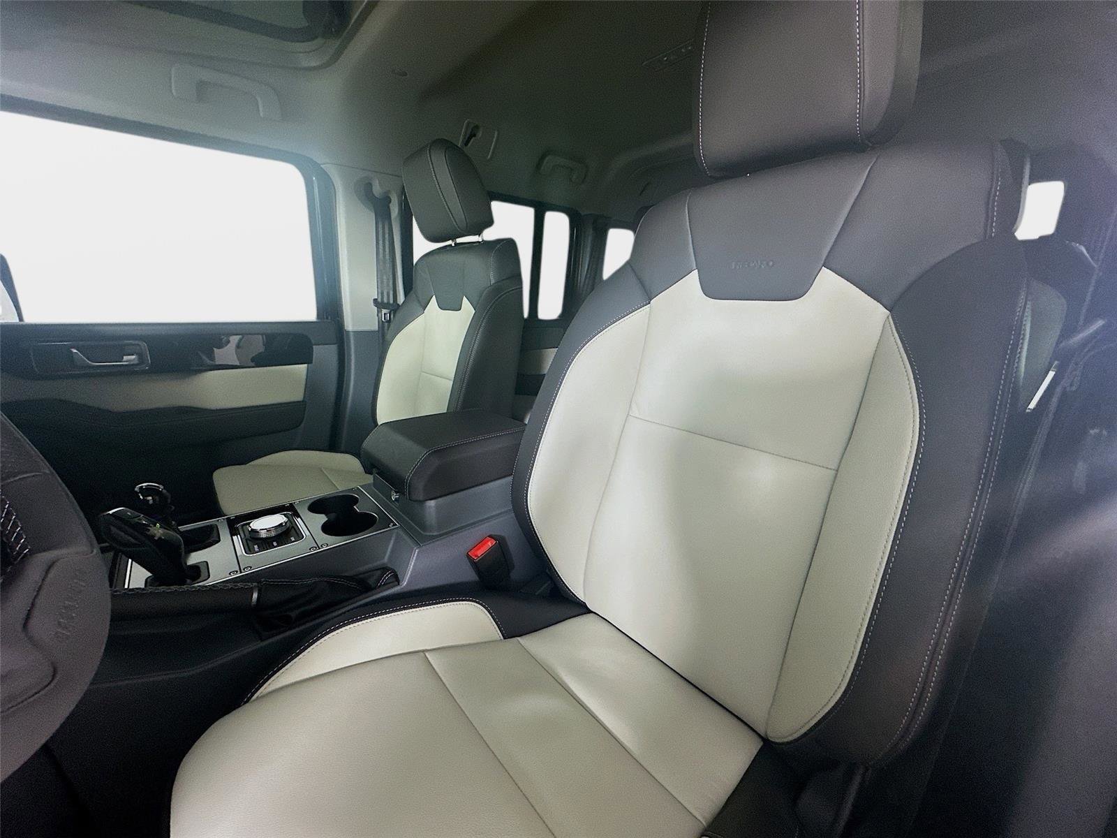 New 2025 INEOS Grenadier Fieldmaster Edition image 35