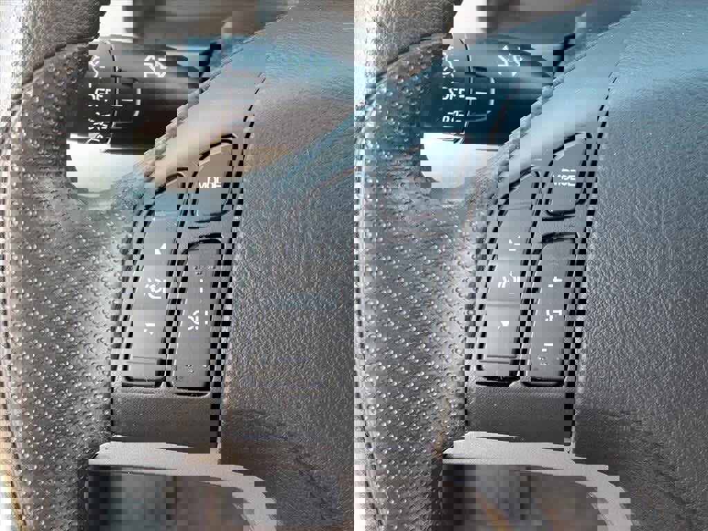 Used 2011 Honda CR-V EX image 18