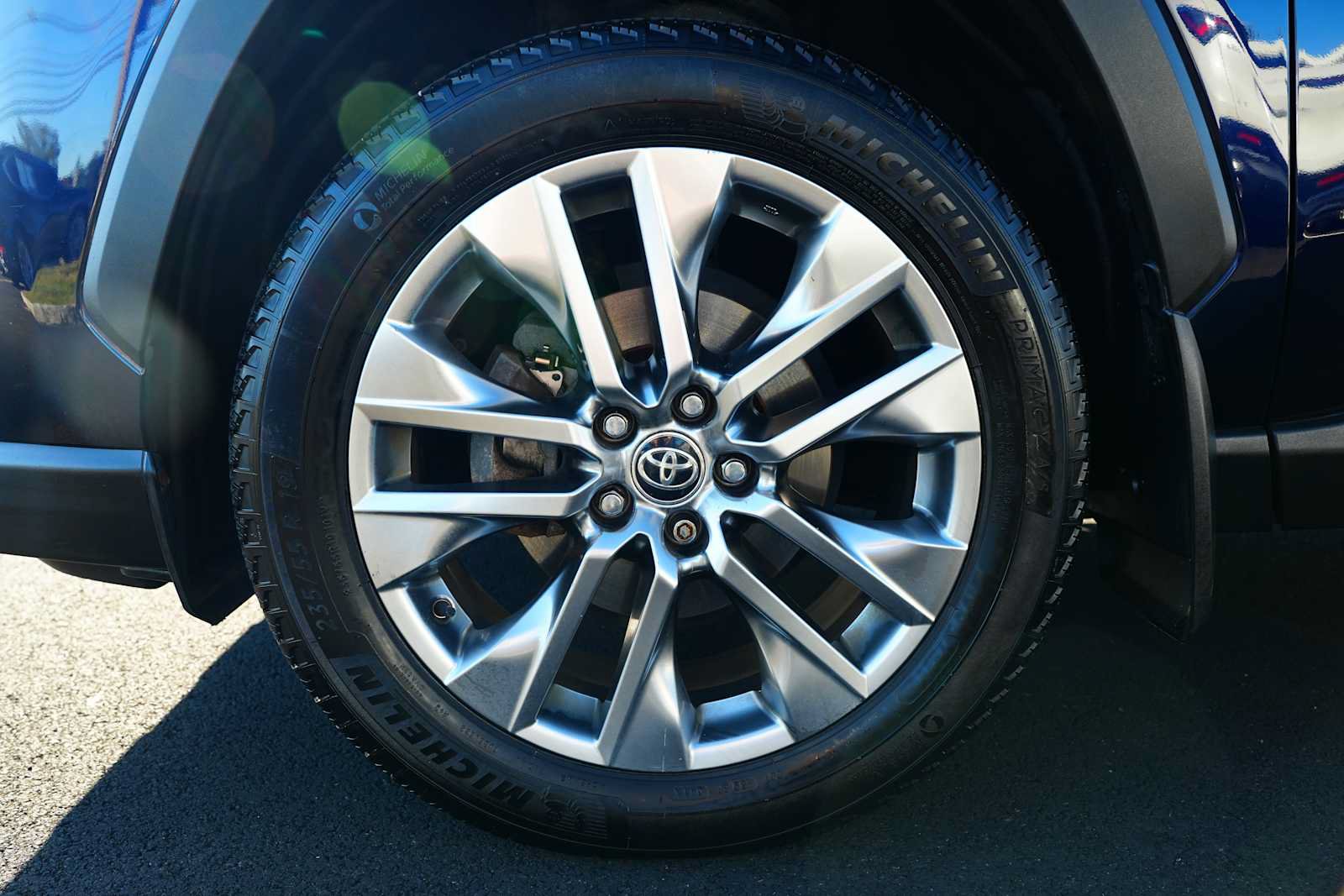 Used 2021 Toyota RAV4 XLE Premium AWD/4WD image 12