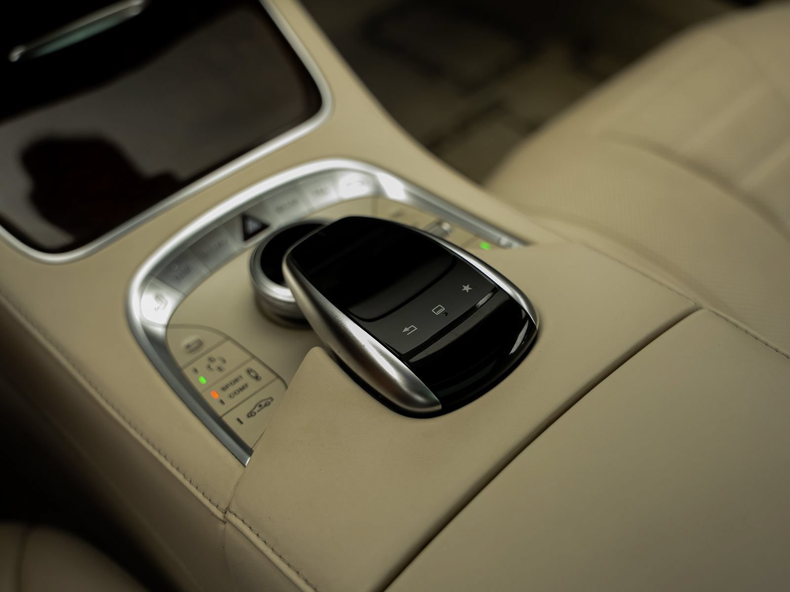 Used 2015 Mercedes-Benz S 550 4MATIC Coupe w/ Premium 1 Package image 50