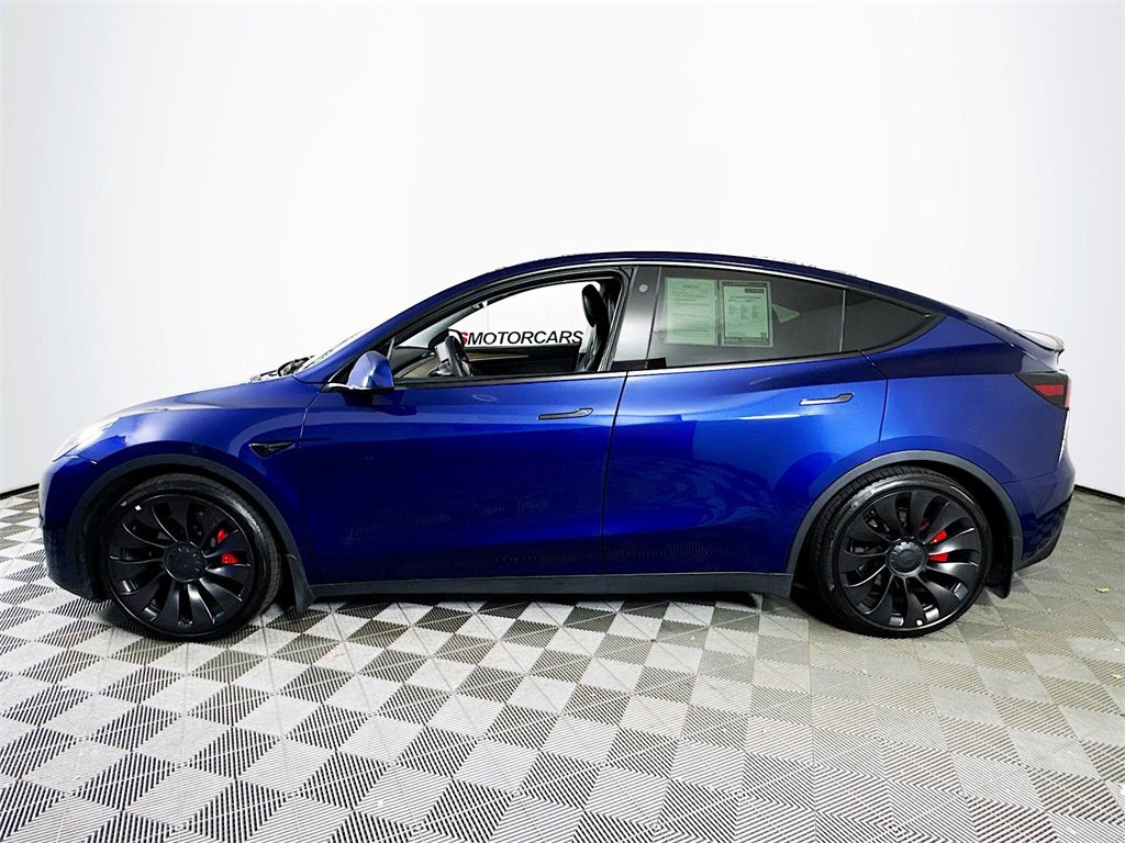 Used 2023 Tesla Model Y Performance image 4