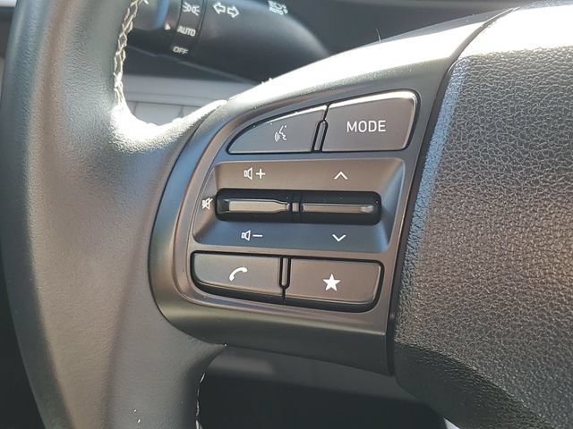 Used 2026 Hyundai Venue SEL FWD image 13