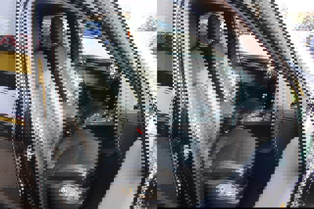 Used 2020 Porsche Macan image 16