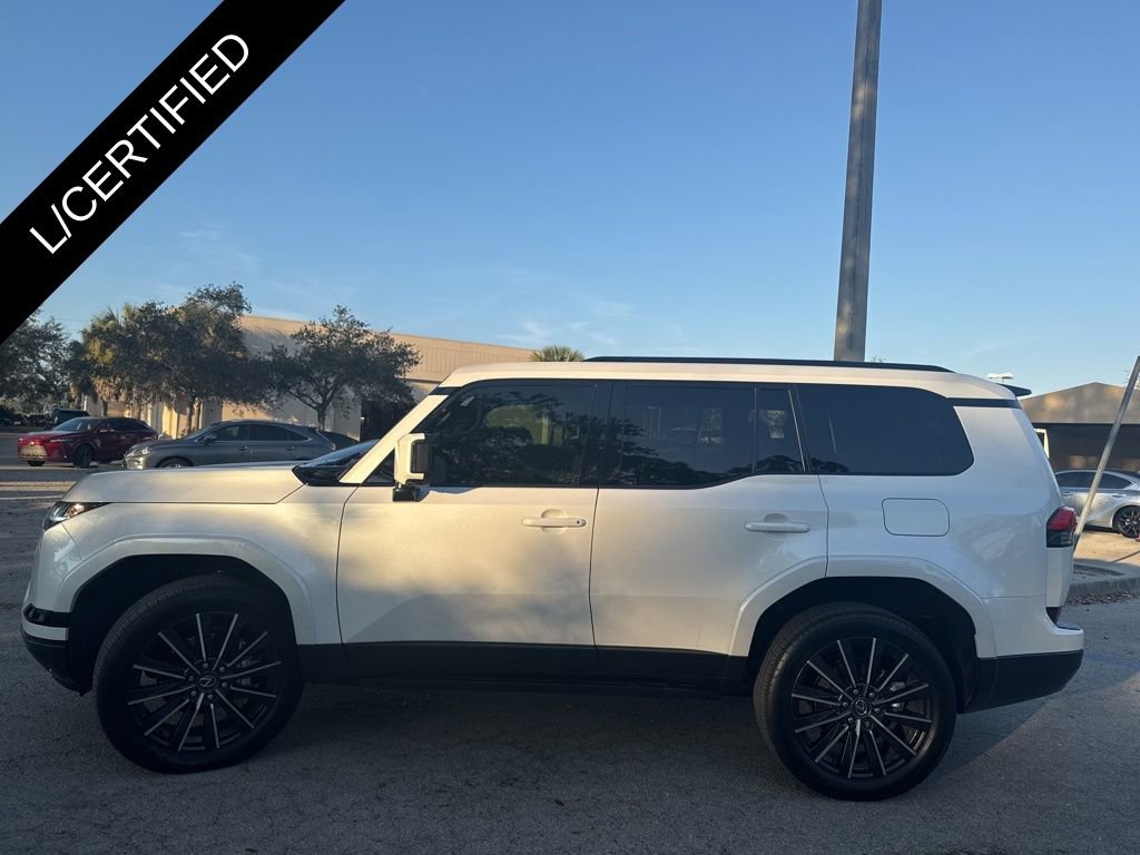 Certified 2025 Lexus GX 550 w/ Accessory Package (Z1) image 24